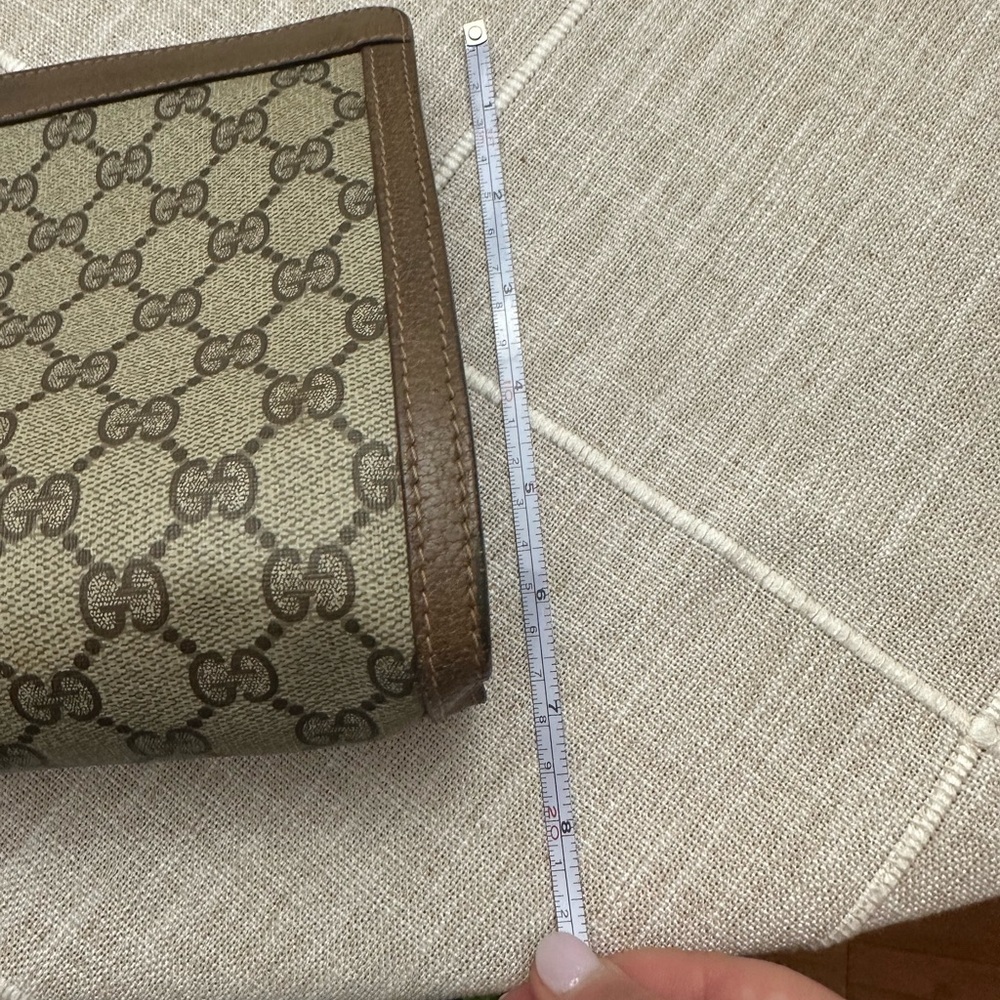 Gucci Brown and Tan Cosmetic Bag with Iconic Design - Picture 6 of 7